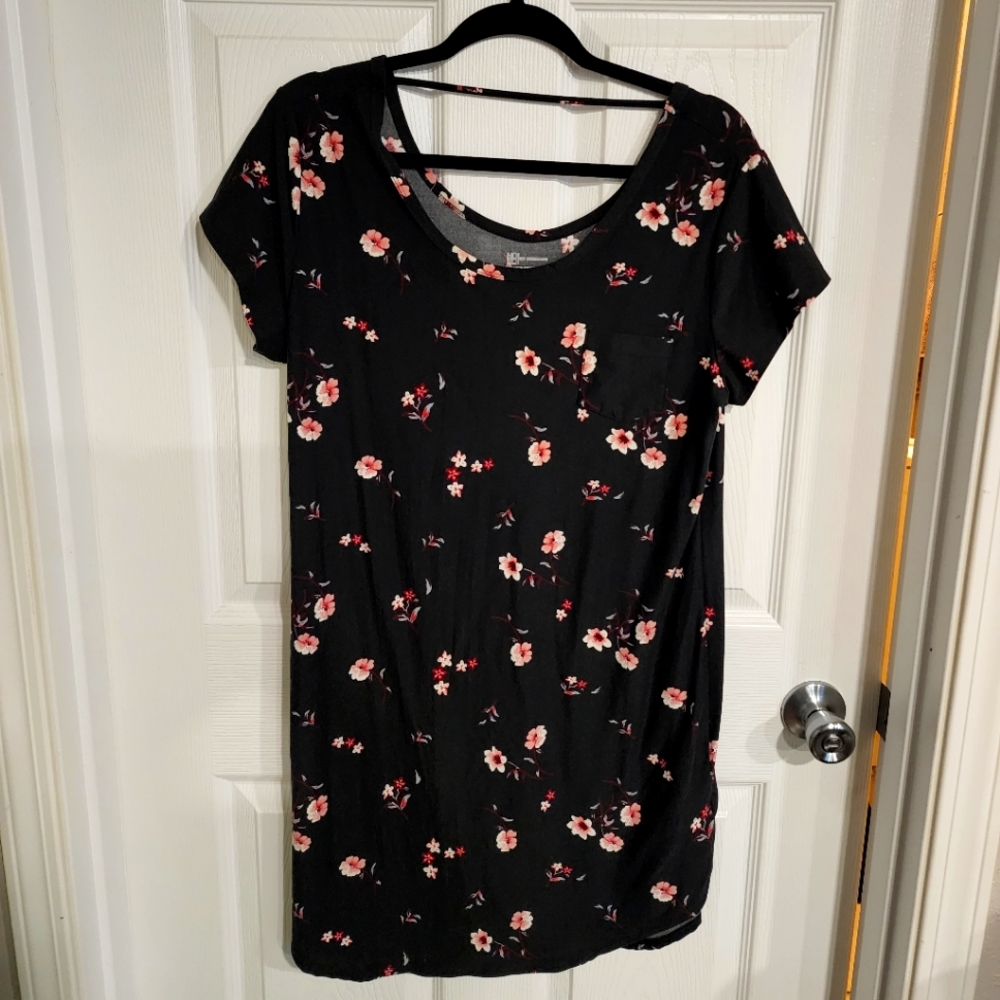 NWOT Tshirt dress